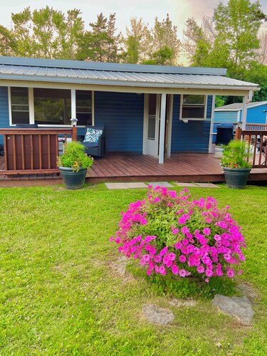 Cozy 2BR cottage near the Harbor, beach, hunting and fishing!