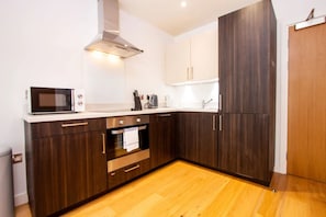 Apartment, 1 Bedroom, Non Smoking | Dapur peribadi