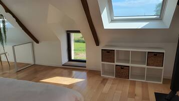 Ferros/tĂĄbuas de passar roupa, Wi-Fi, roupa de cama