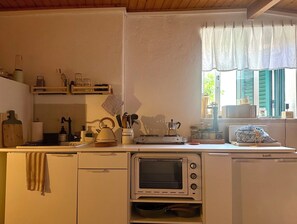 Oven, stovetop