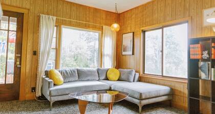 Private and Serene 4-bedroom farmhouse in Ironwood