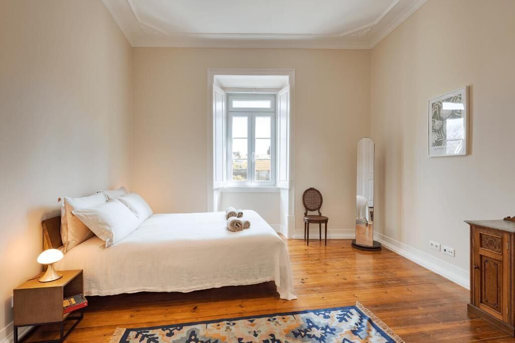 Een kluis op de kamer, verduisterende gordijnen