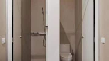 Kamar mandi bersama