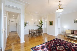 Living area - Santa Maria Rooms and Apartments (Setúbal)