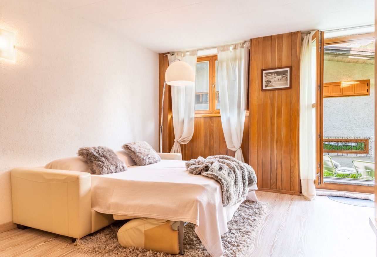 2 Schlafzimmer, Reisekinderbett, Bettwäsche