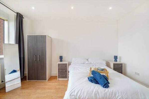 1 bedroom, iron/ironing board, WiFi, bed sheets