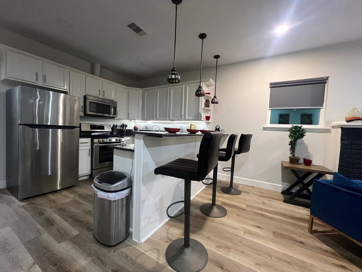 Photo of Spacious & Stylish 4-Bedroom Retreat Near Medical Center, NRG, Museum and Zoo