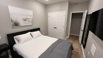 3 bedrooms, iron/ironing board, WiFi, bed sheets