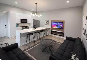 TV, fireplace