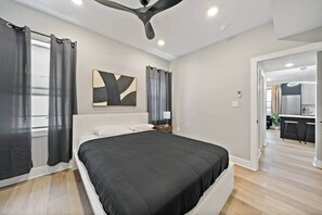 3 bedrooms, in-room safe, iron/ironing board, WiFi - Beachblock 3bedroom, full kitchen, all new. 110 b1 (Atlantic City)