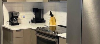 Two blocks from casino and beach 8 bedroom