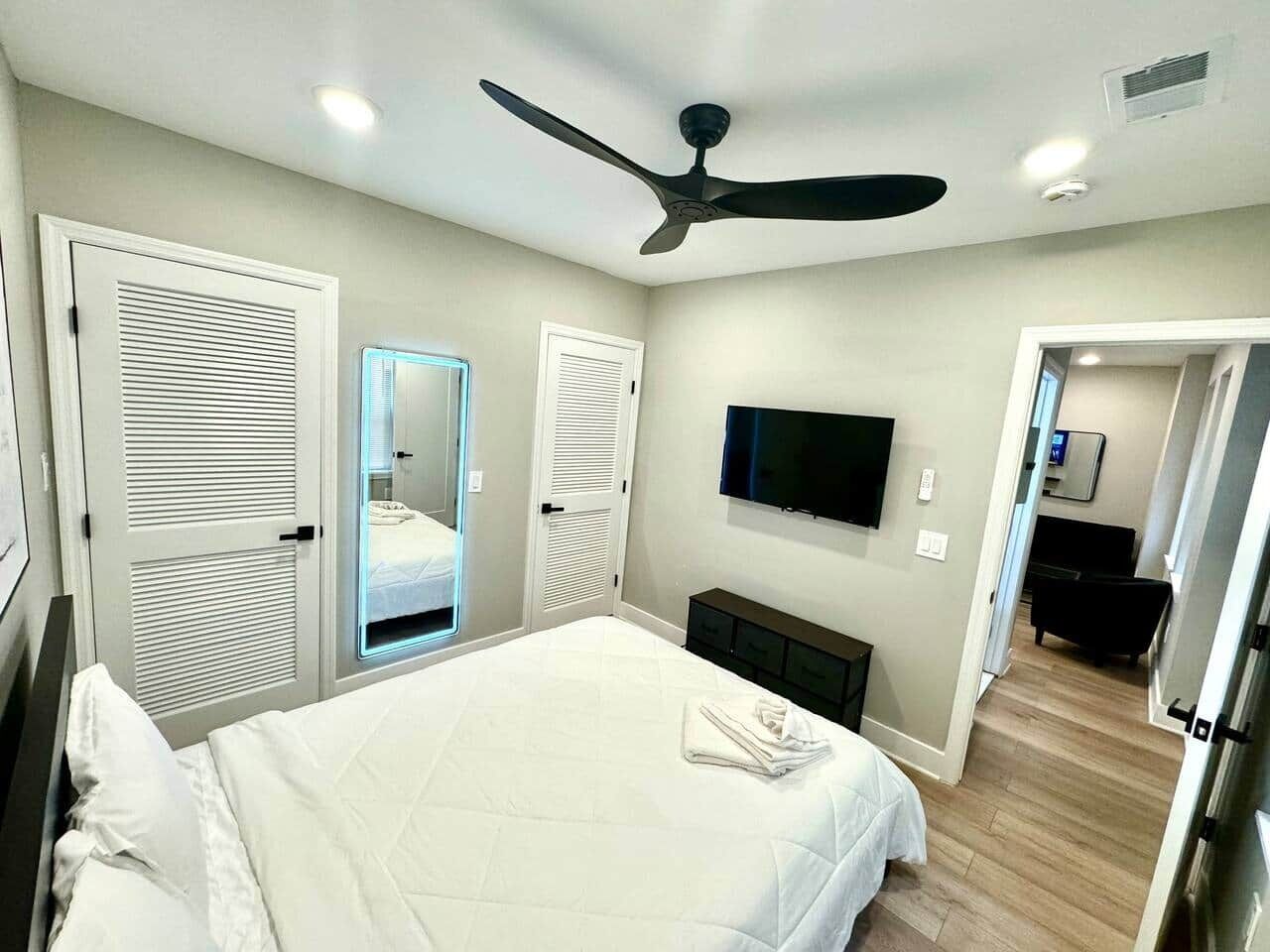 1 bedroom, iron/ironing board, WiFi, bed sheets