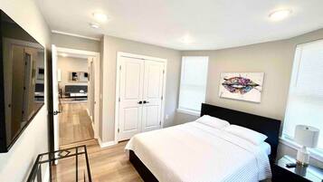 2 bedrooms, in-room safe, iron/ironing board, WiFi