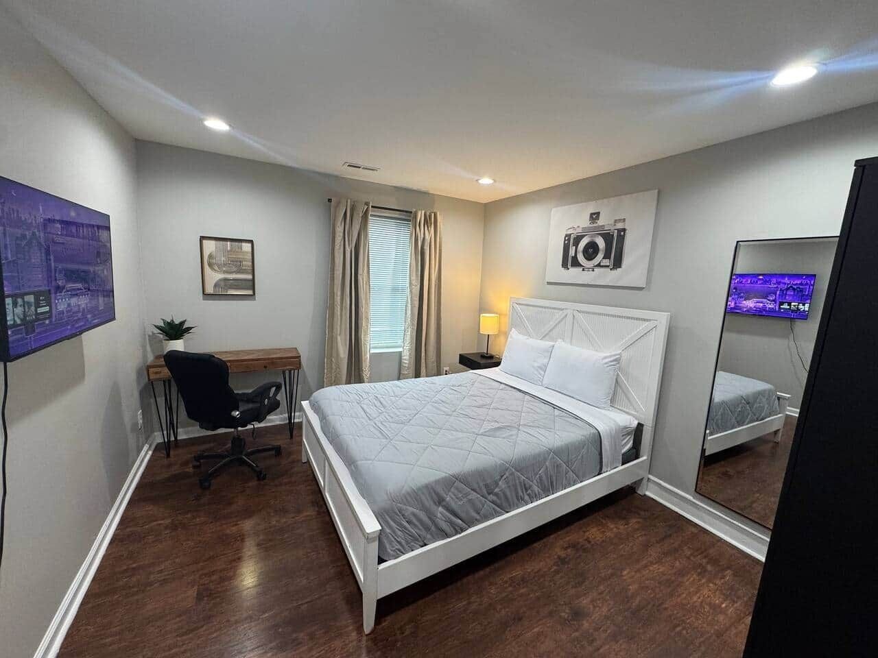 1 bedroom, in-room safe, iron/ironing board, WiFi