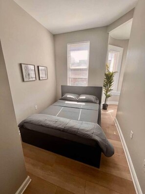 3 soverom, safe på rommet, strykejern/-brett og wi-fi