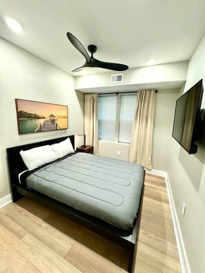 2 bedrooms, iron/ironing board, WiFi, bed sheets