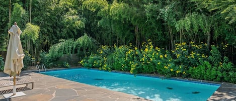 Udendørs pool, opvarmet pool