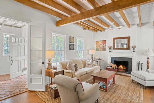Charming Cottage for US Open in Southampton Village, Walking distance to town