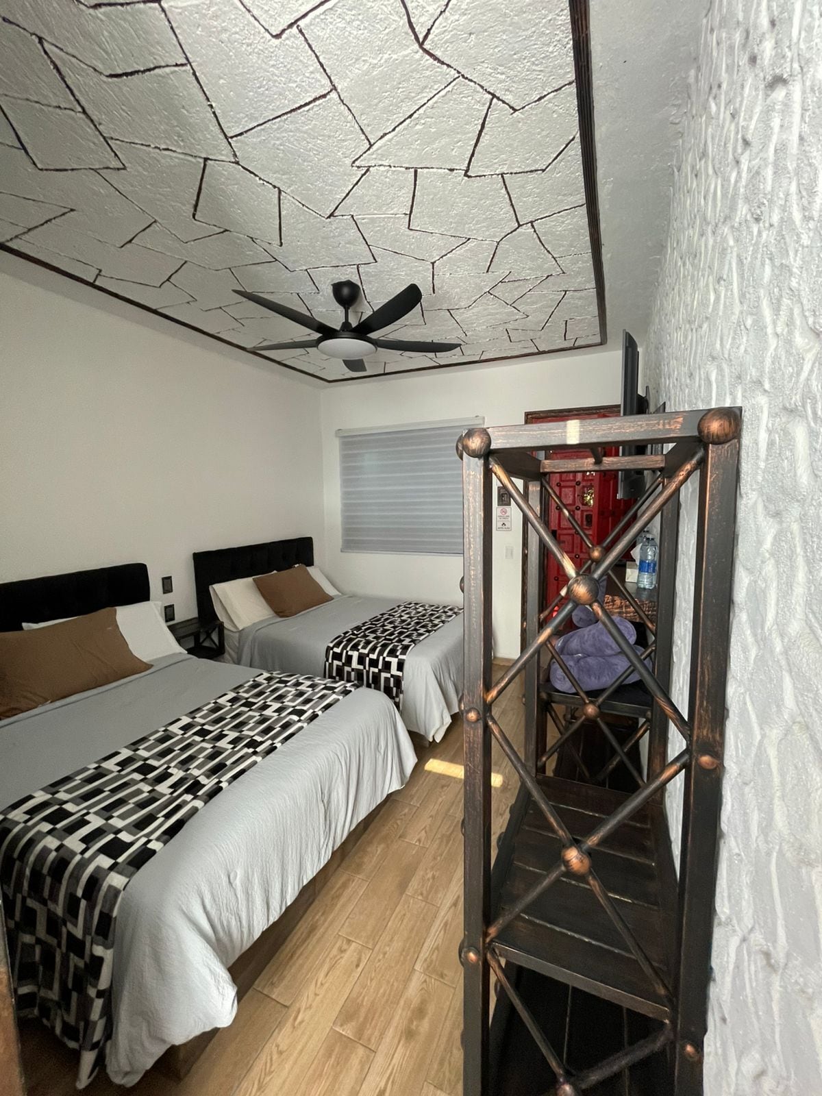 Rom – junior | Italienske Frette-laken, sengetøy av topp kvalitet og dundyner