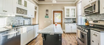 Stately State Street Abode 2