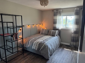 4 chambres, fer et planche à repasser, Wi-Fi, literie fournie