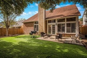 Terrace/patio - Six Flags|SeaWorld|LaCantera (San Antonio)