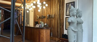 ดาวน์ไทม์ โฮเทลส์ พนมเปญ