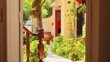 House, 2 Bedrooms, Private Pool, Garden View | Garden