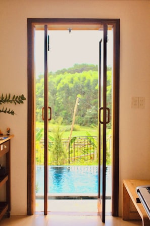 House, 2 Bedrooms, Private Pool, Garden View | Bahagian dalam