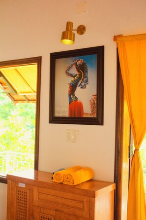 House, 2 Bedrooms, Private Pool, Garden View | Living room