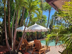 Outdoor pool, a heated pool - •Hacienda de Amor• Heated pool - Hot Tub - Firepit (Wilton Manors)