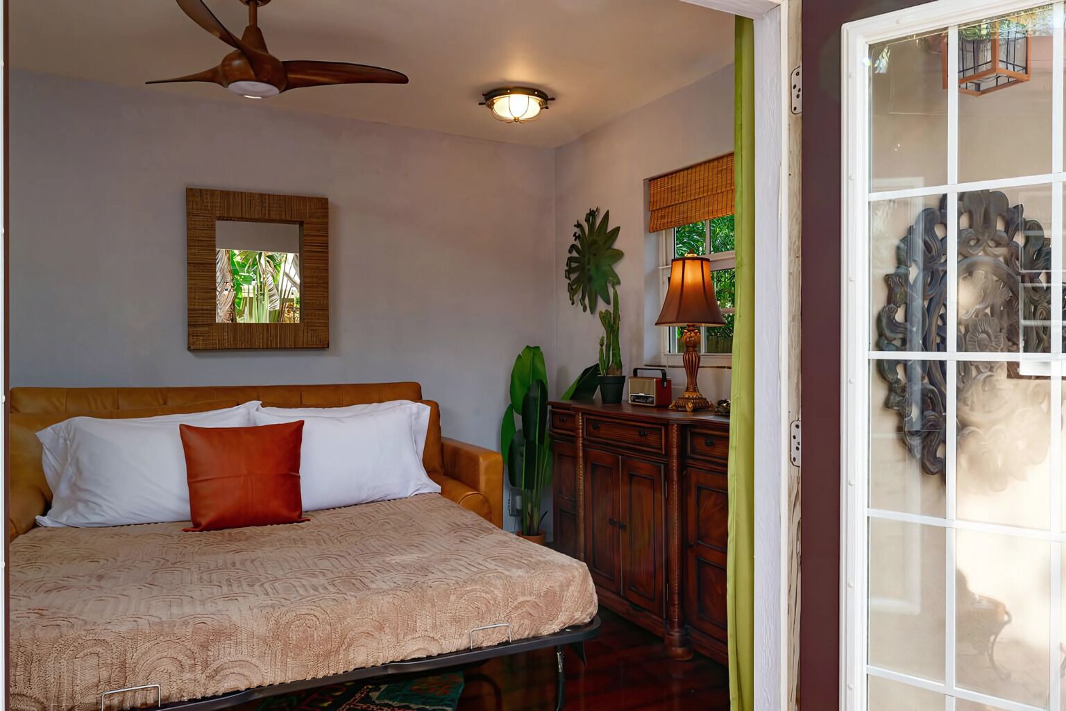 4 bedrooms, iron/ironing board, travel cot, free WiFi