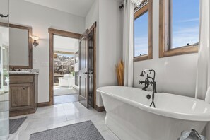 Shower, towels