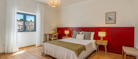 2 Schlafzimmer, Bügeleisen/Bügelbrett, WLAN, Bettwäsche