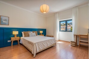 2 soverom, strykejern/-brett, wi-fi og sengetøy