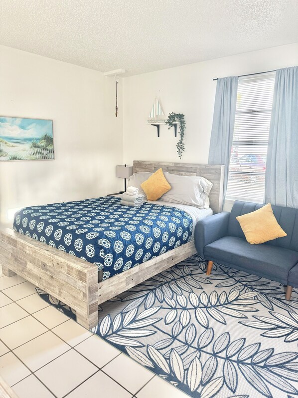 1 habitación, tabla de planchar con plancha, wifi y ropa de cama 