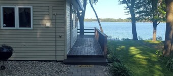 Westview Getaway: charming 4-bedroom lakeside cabin, 90 min. west of Twin Cities