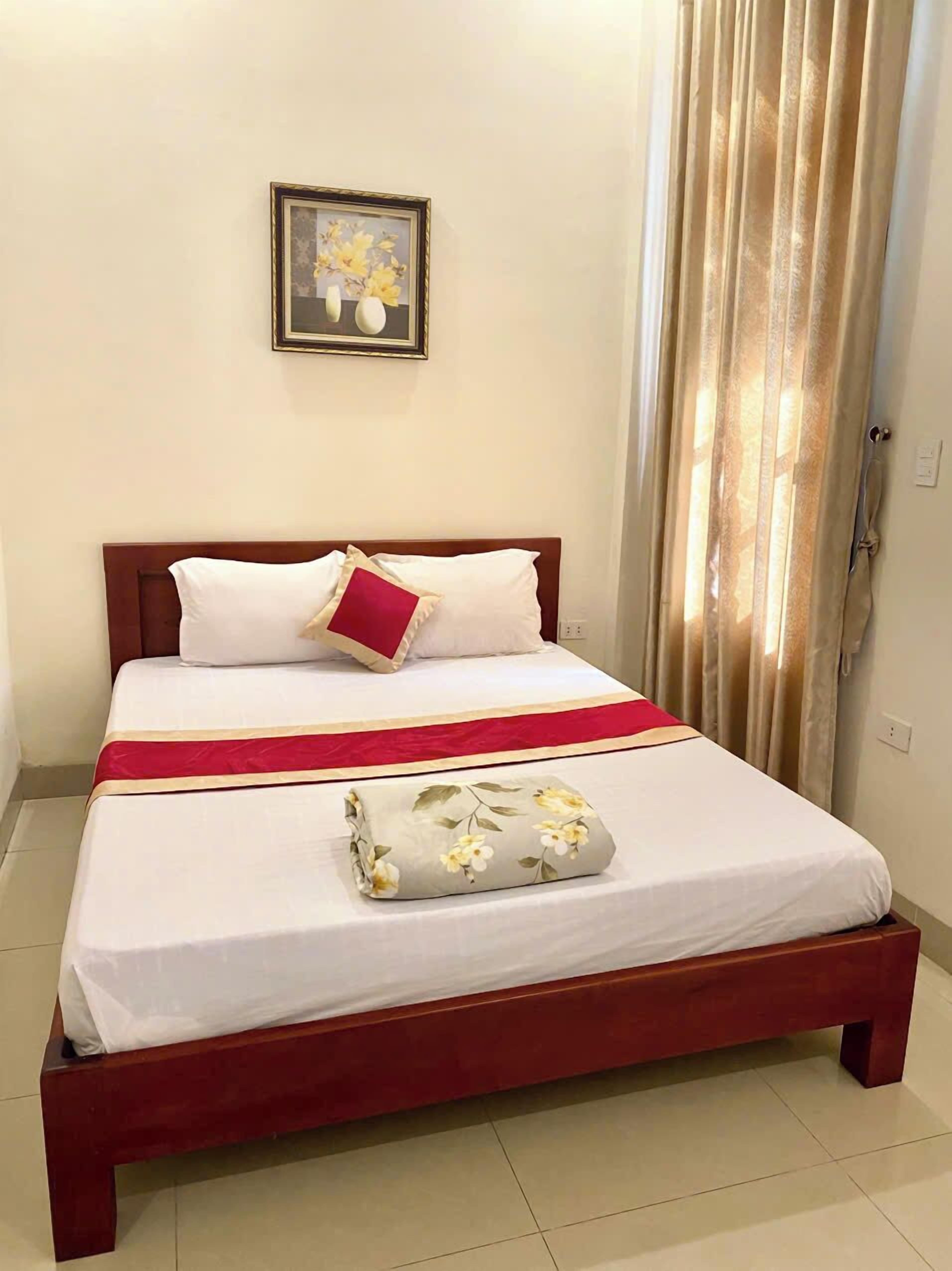 Kamar Double Deluks untuk 1 Orang, balkon, pemandangan laut sebagian | Brankas, tirai kedap cahaya, dan Wi-Fi gratis