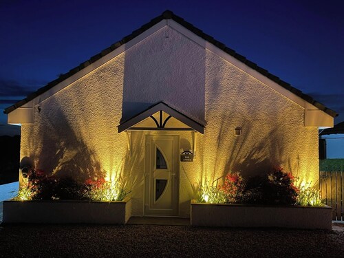 Ulverstons Little gem - Sleeps 2 - Free Parking