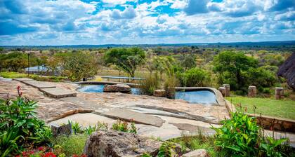 2 bed Moloko family lodge with kitchen - 2212