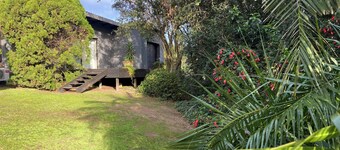 Escape to the country side.
Beautiful 3-bedroom cottage with scenic views