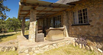 Lovely 3 bed house in Juliasdale - 2273