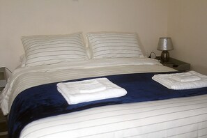 3 bedrooms, Internet