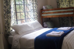 3 bedrooms, Internet