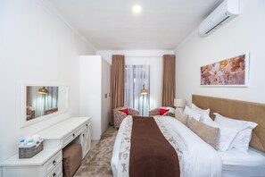 3 bedrooms, Internet