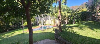 Charming 3 bedroom guesthouse - 2300