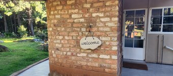 Two bed Nyanga Lakeside cottage - 2298