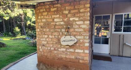 Two bed Nyanga Lakeside cottage - 2298