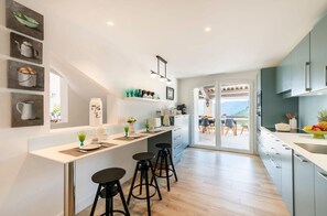 Køleskab, mikrobølgeovn, ovn, opvaskemaskine