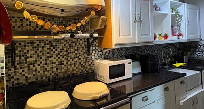 Grange Cottage Retreat in Bolton